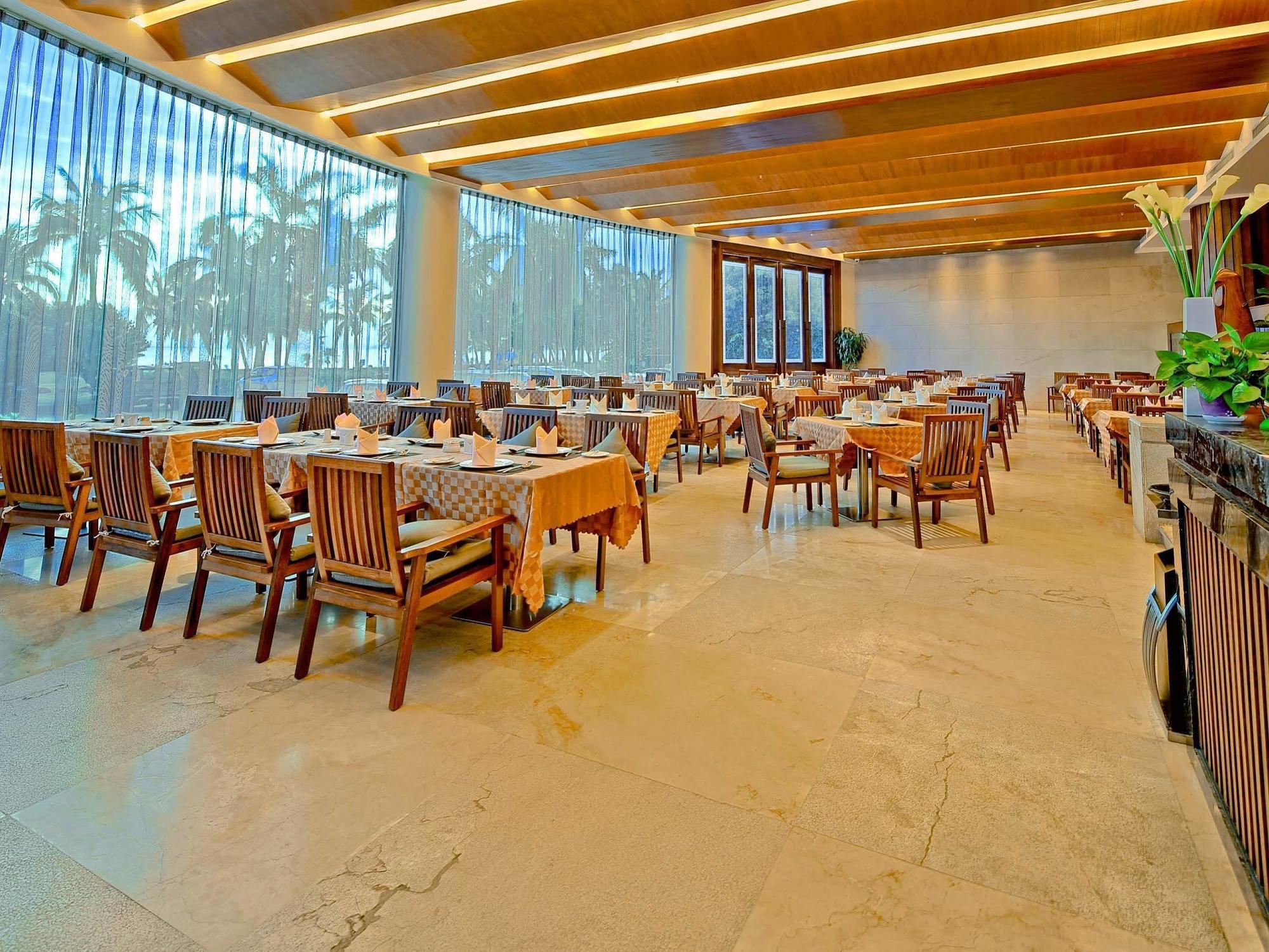 Sanya Bay Asgard Hotel Buitenkant foto